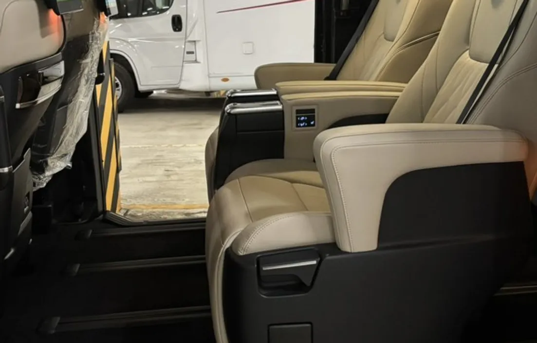 Toyota Hiace 2025