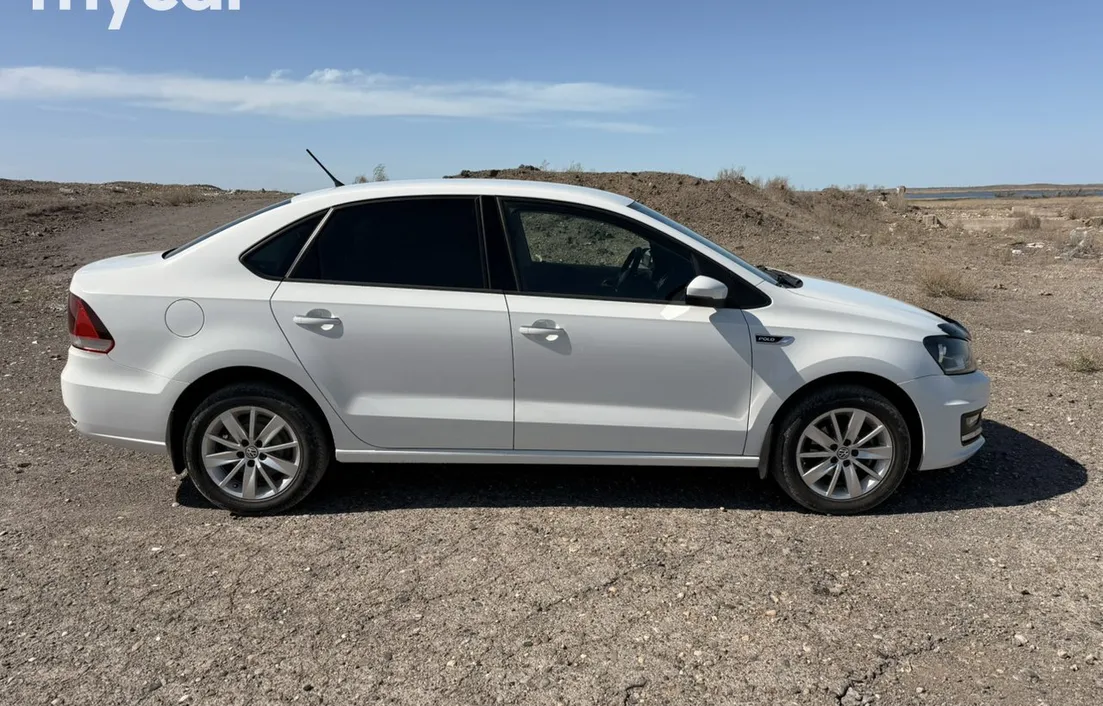 Volkswagen Polo 2015