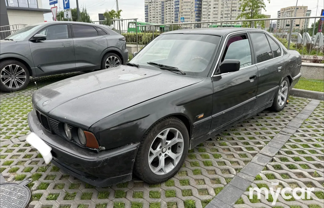 BMW 5 серия 1990