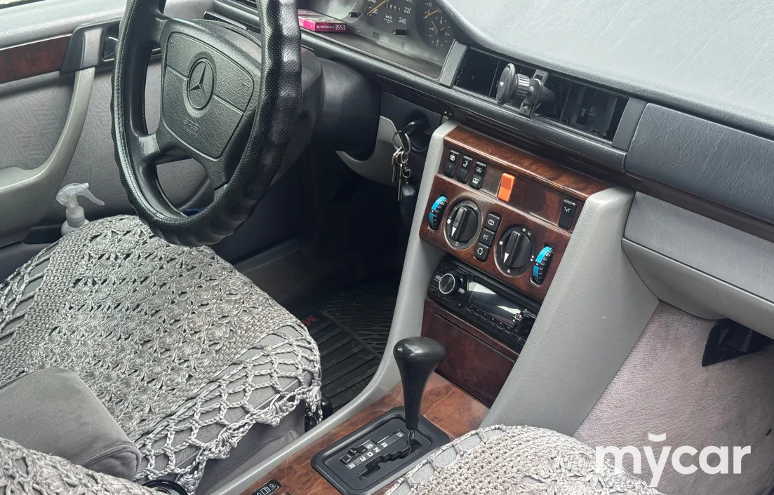 Mercedes-Benz E-Класс 1995