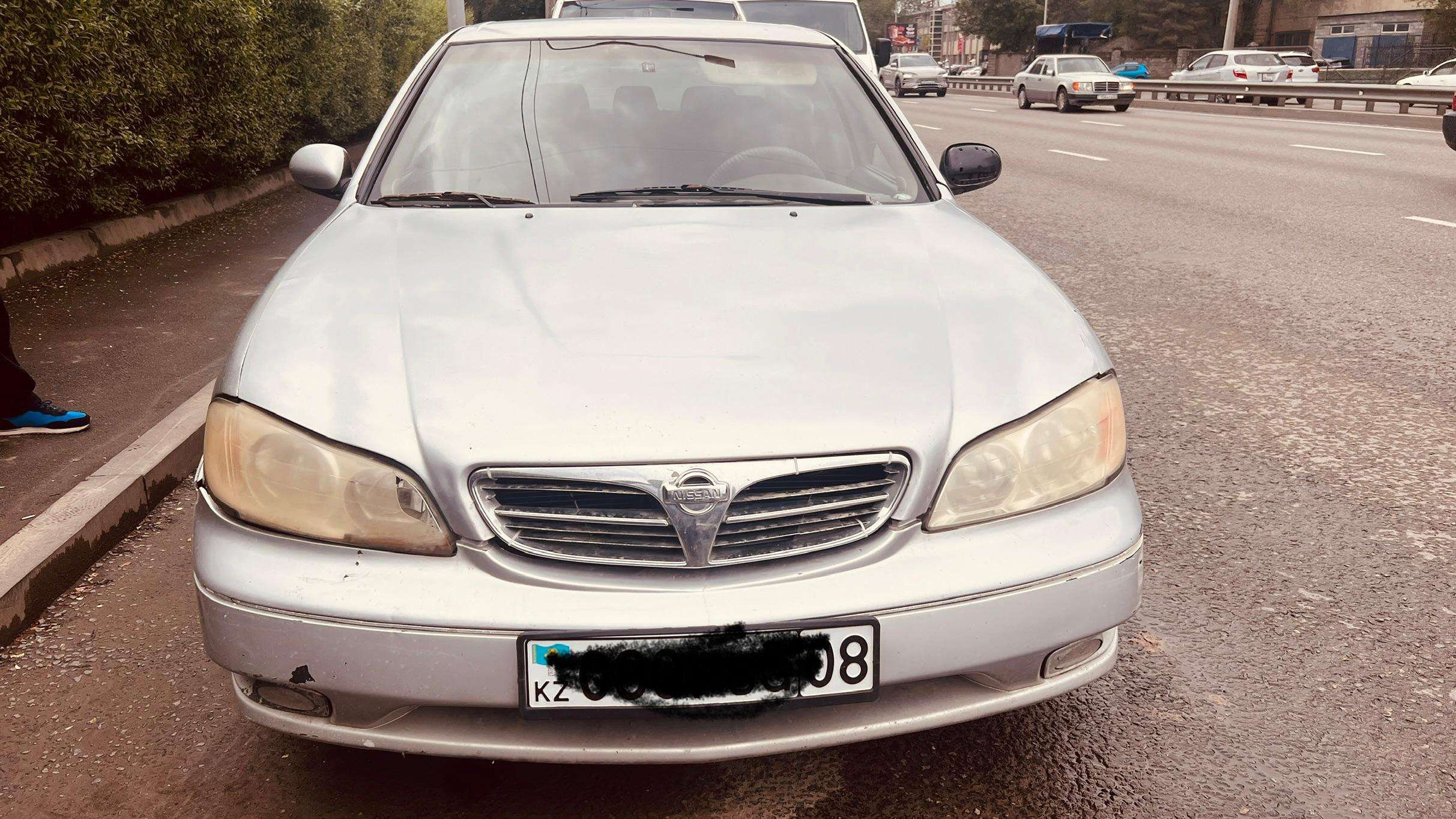 Nissan Maxima 2000