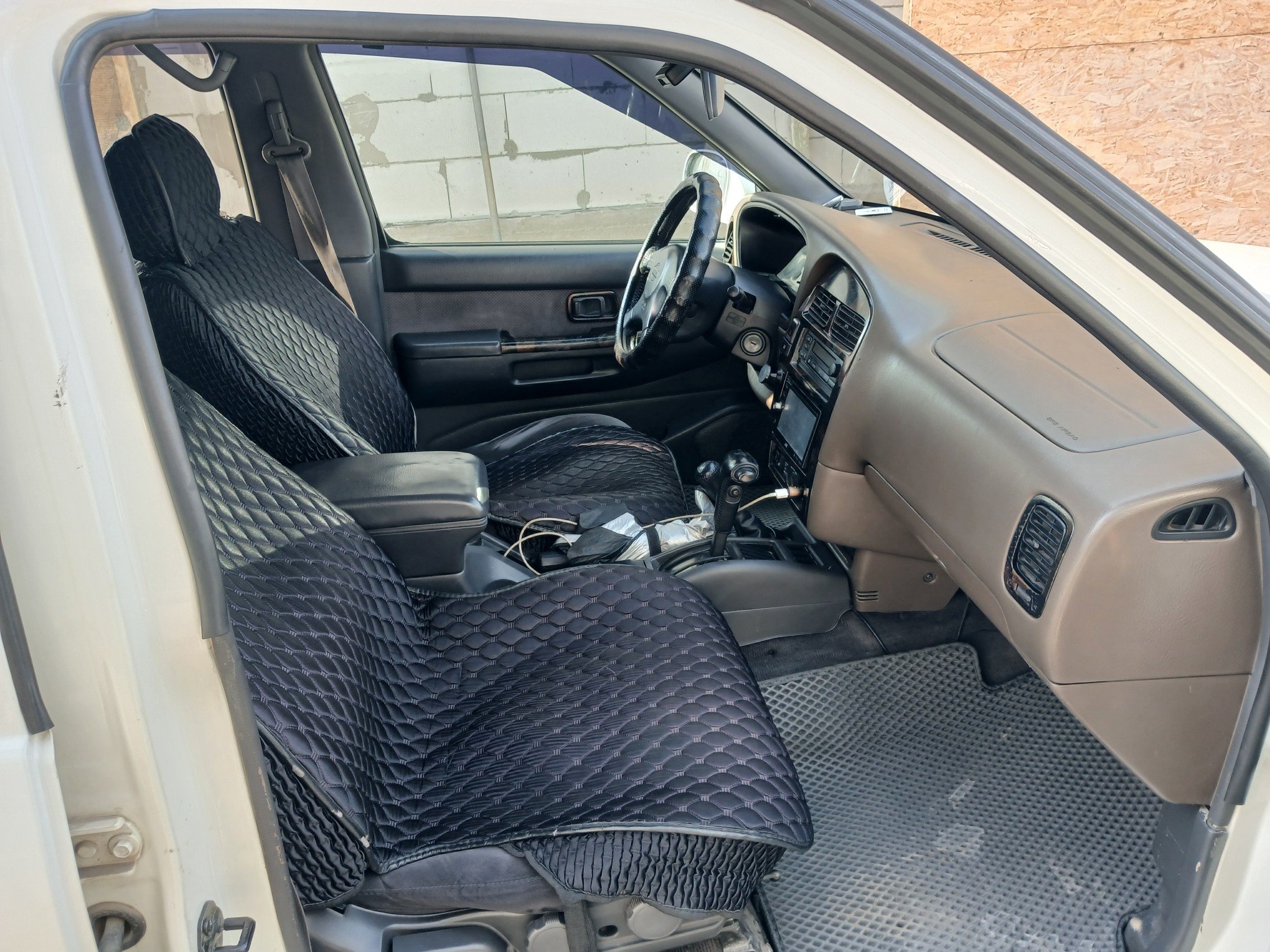 Nissan Terrano Regulus 1997