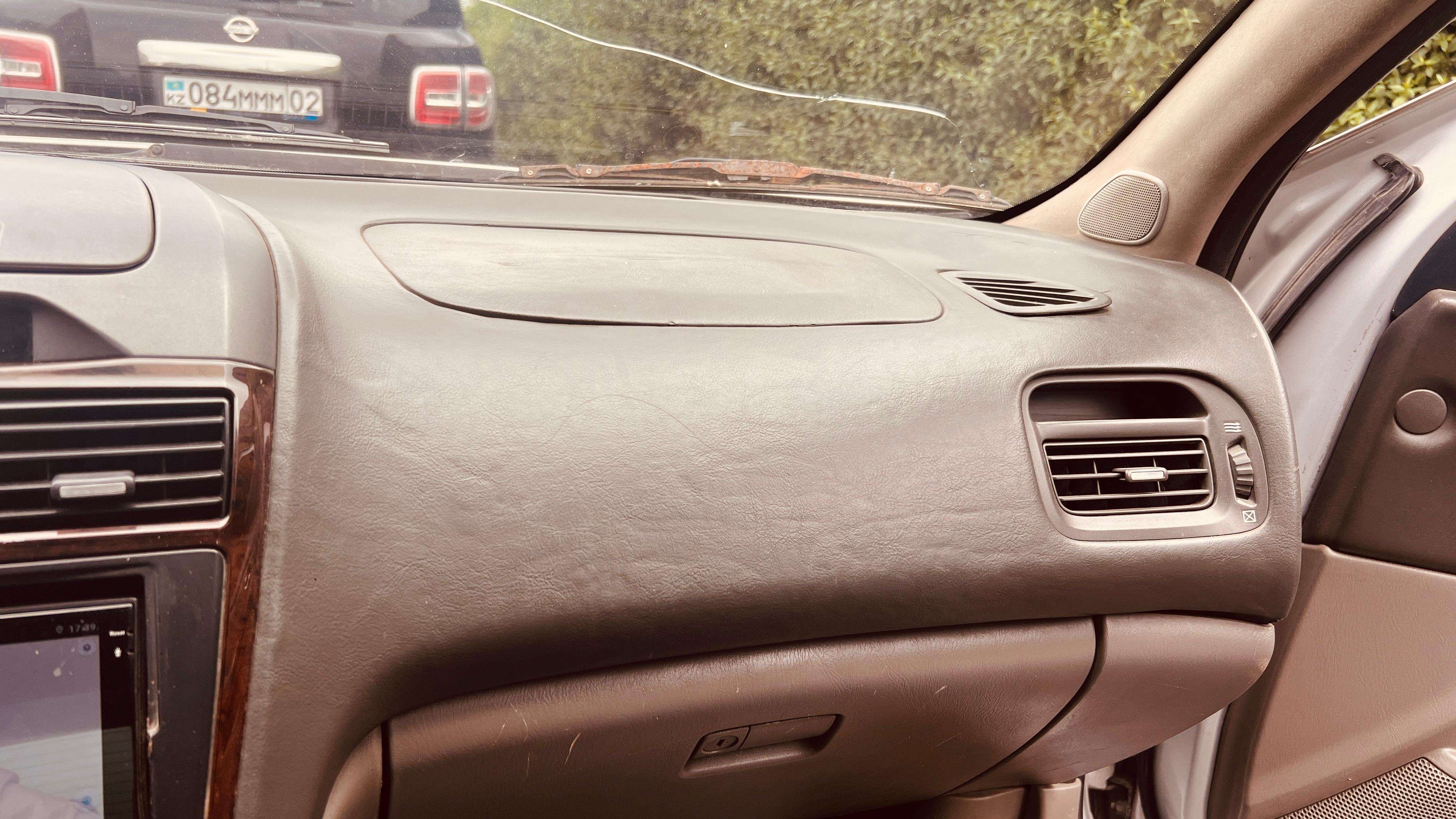 Nissan Maxima 2000