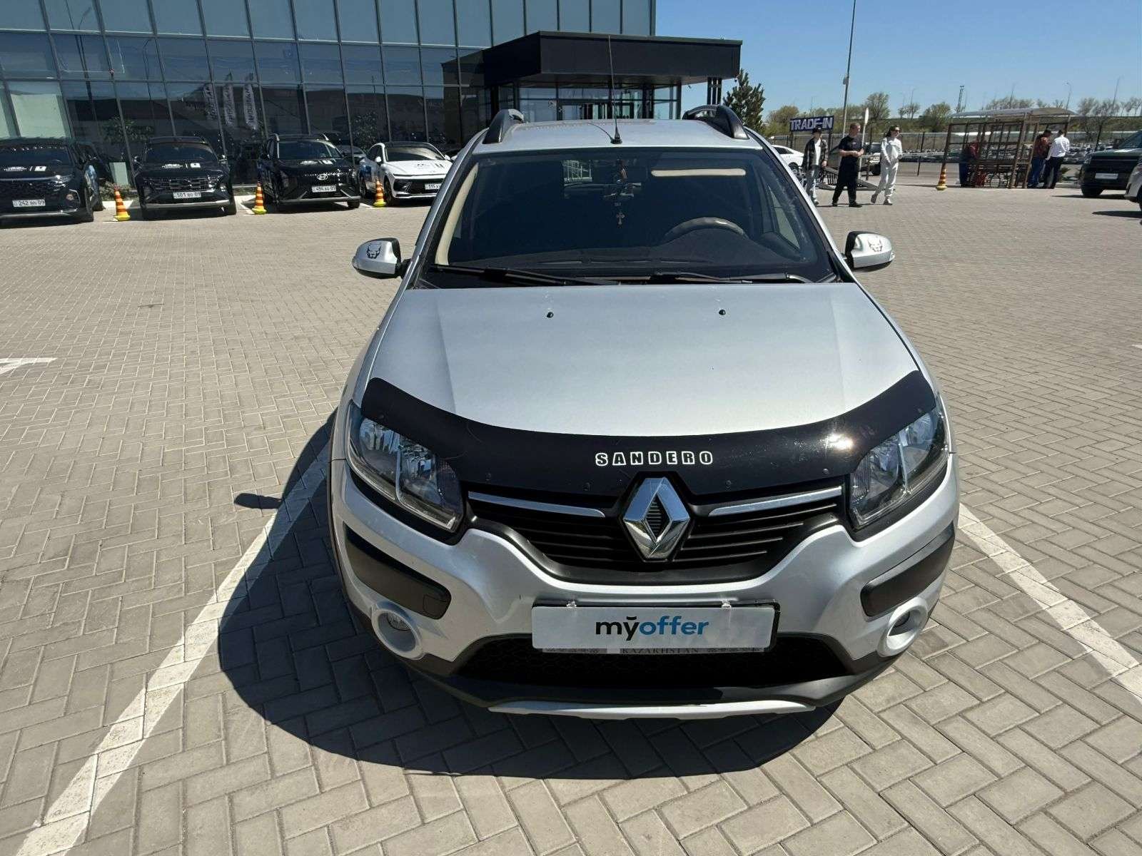 Renault Sandero 2015