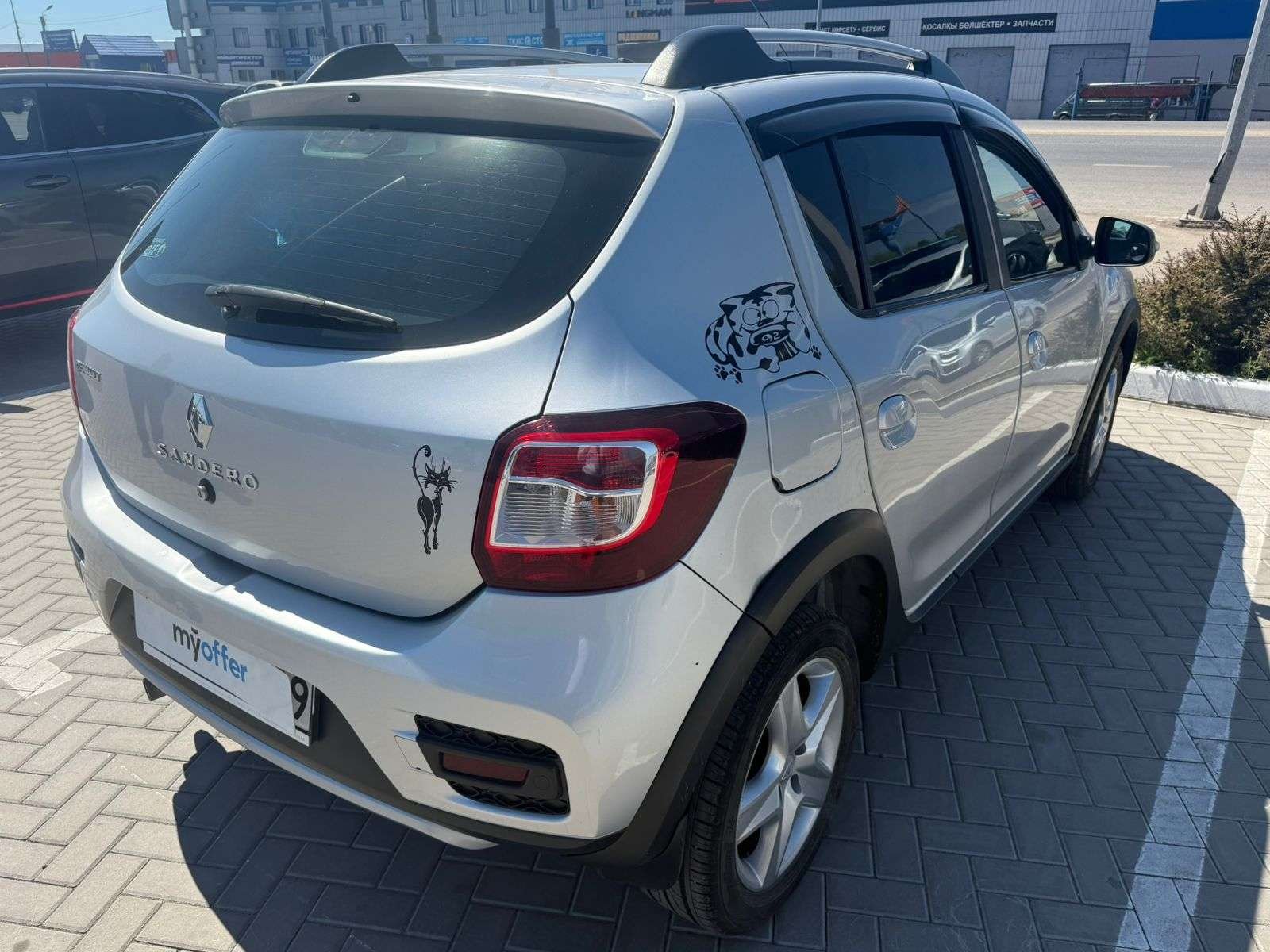 Renault Sandero 2015
