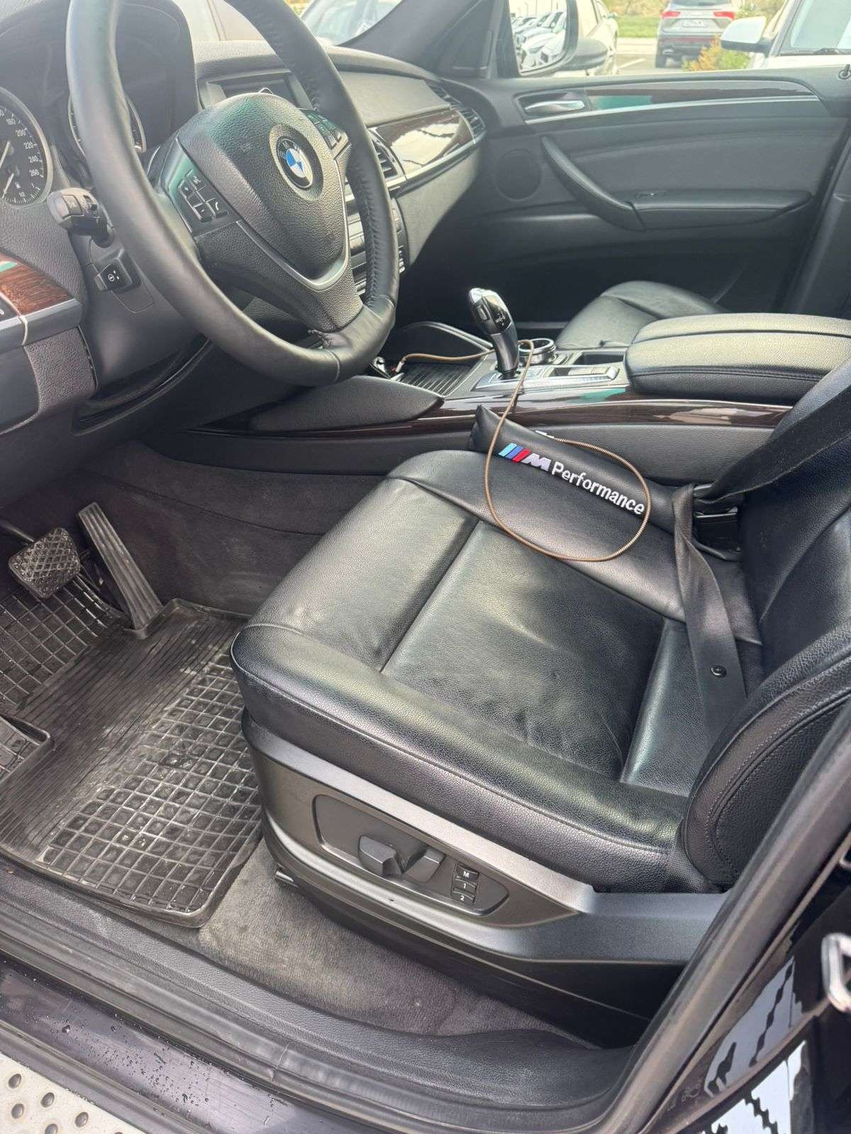 BMW X6 2012