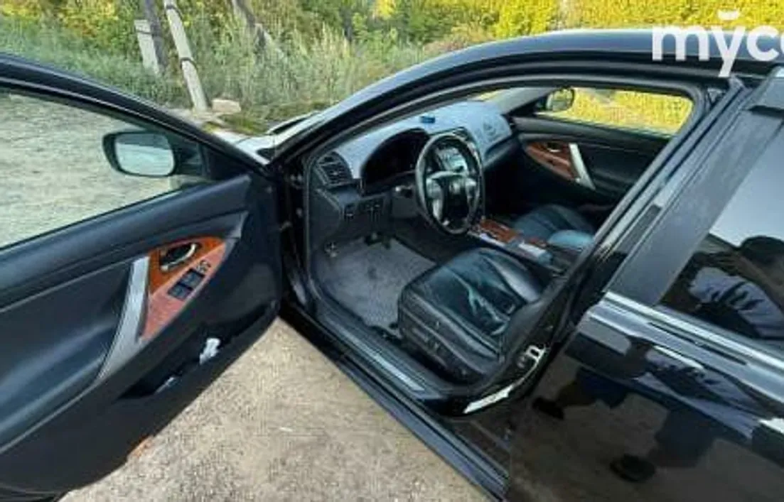 Toyota Camry 2010