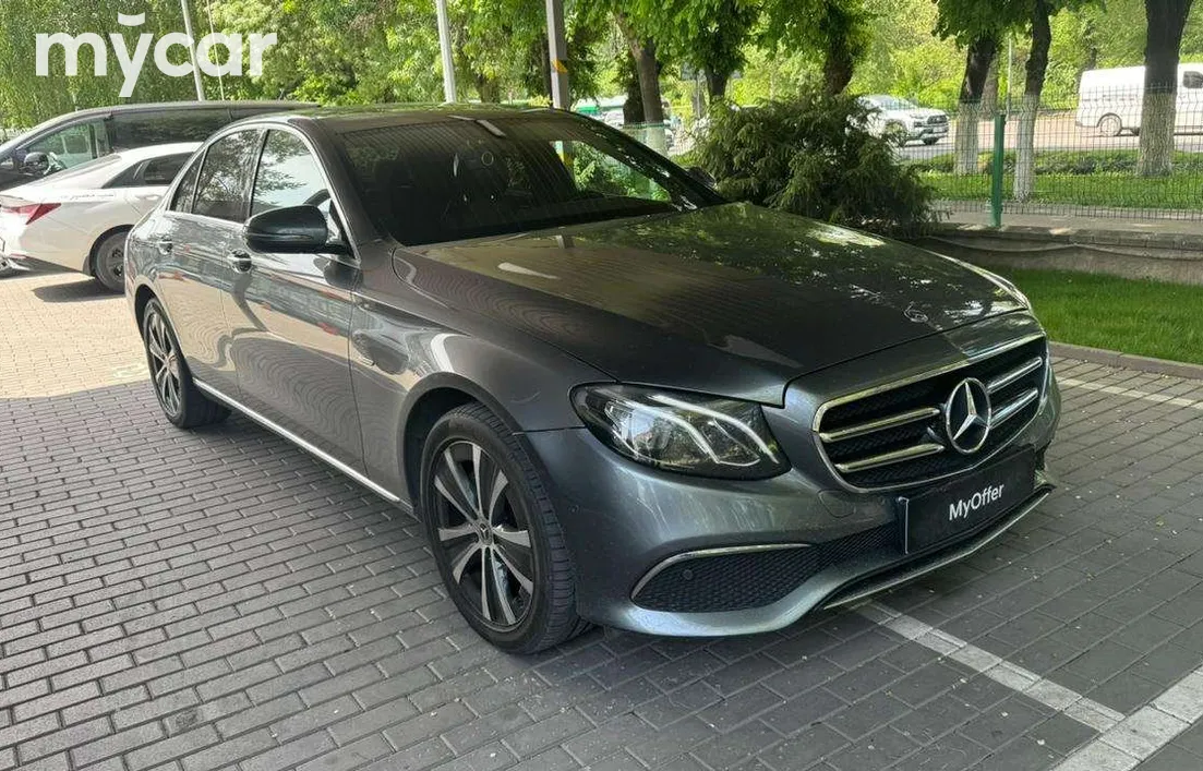 Mercedes-Benz E-Класс 2018