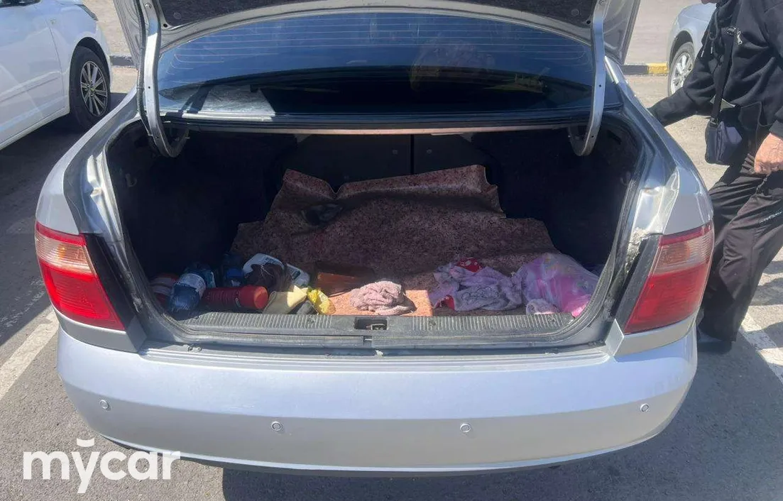 Nissan Almera 2005