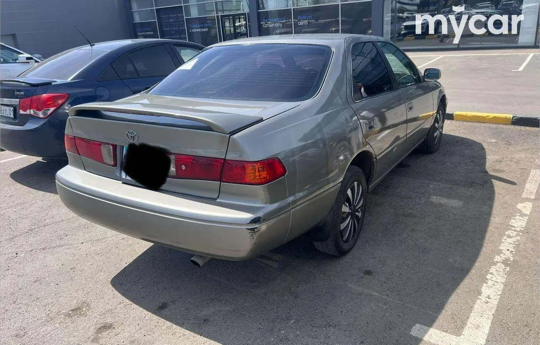 Toyota Camry 2001