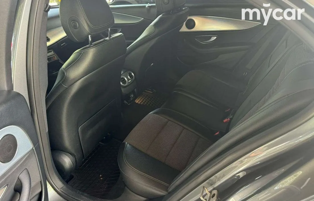 Mercedes-Benz E-Класс 2018