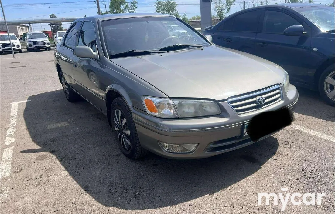 Toyota Camry 2001