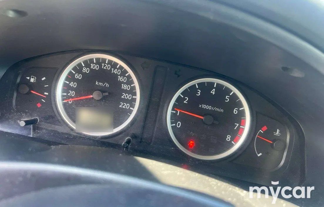 Nissan Almera 2005