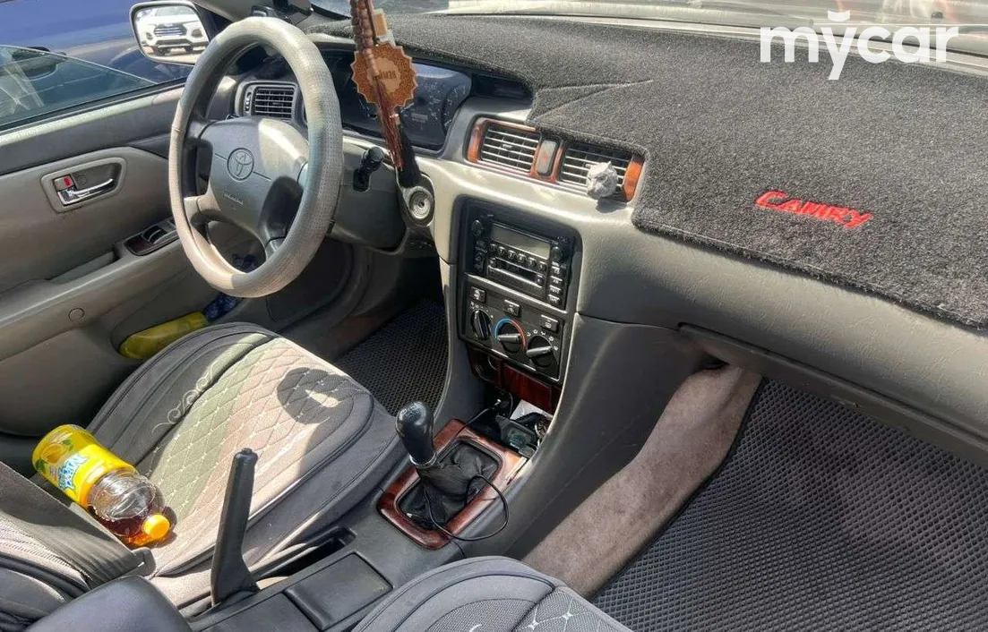 Toyota Camry 2001