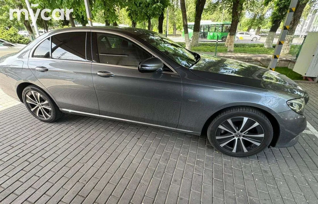 Mercedes-Benz E-Класс 2018