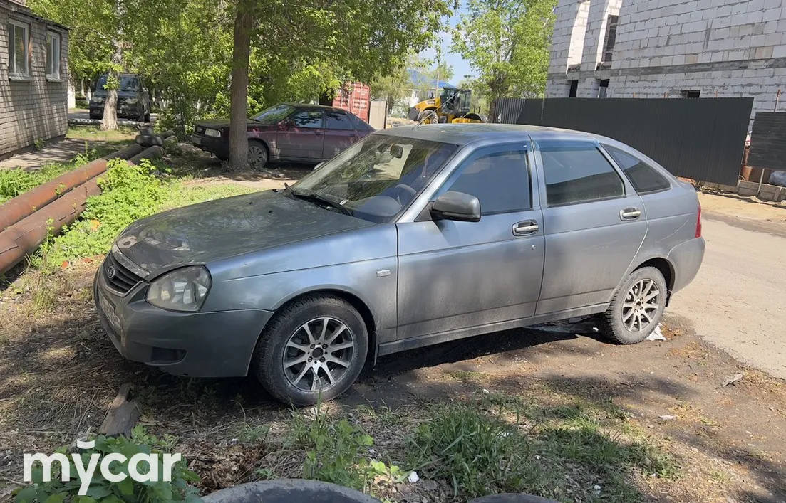 LADA Priora 2012