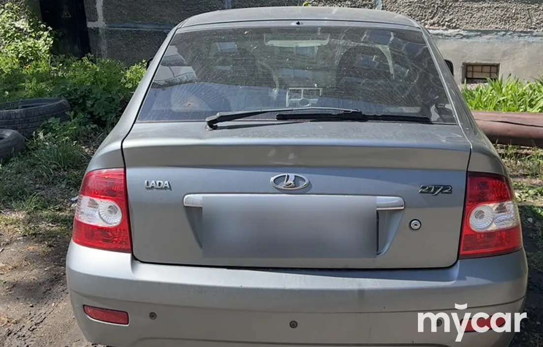 LADA Priora 2012