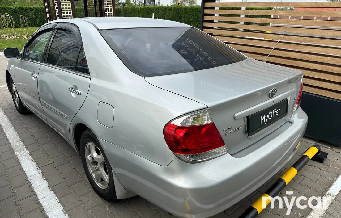 Toyota Camry 2005