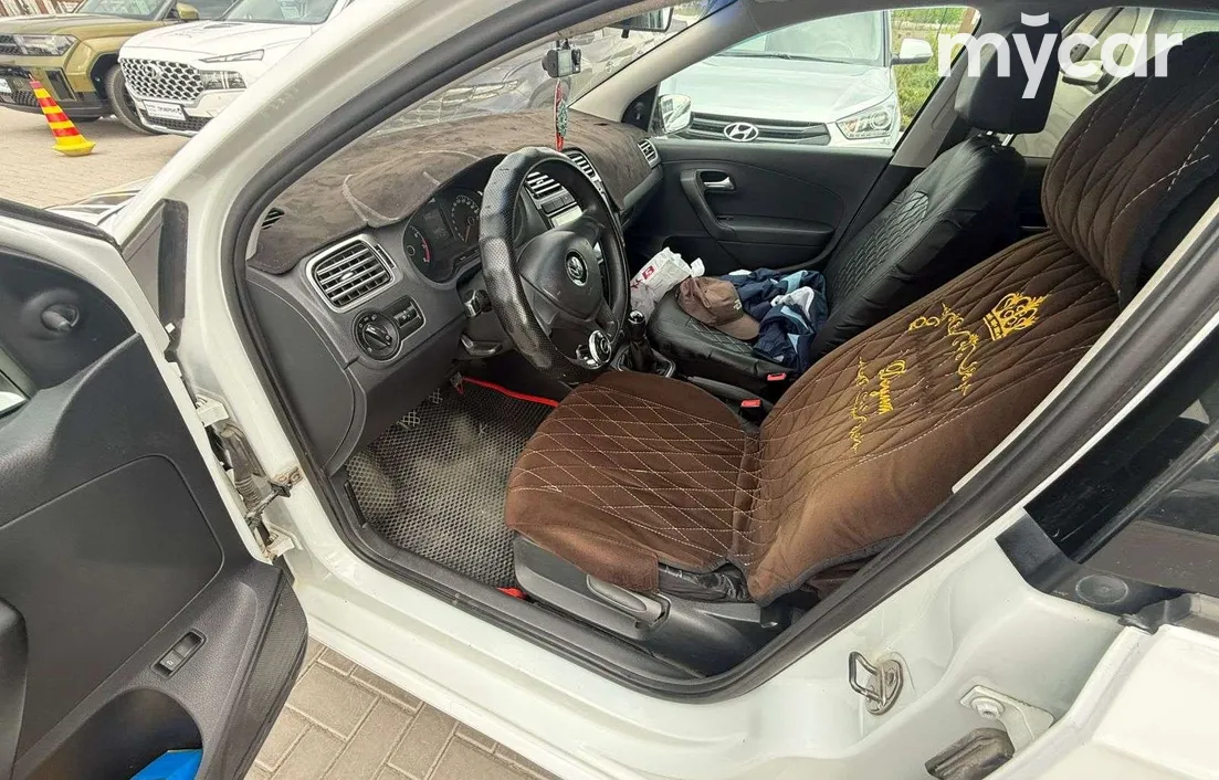 Volkswagen Polo 2015