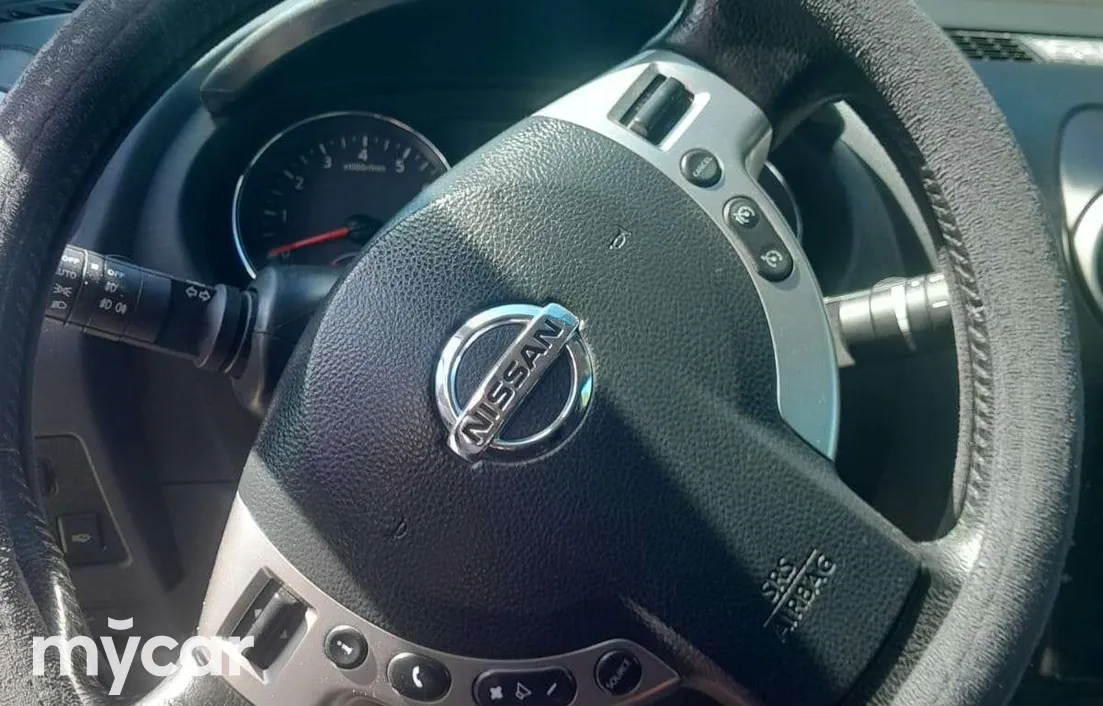 Nissan Qashqai 2013