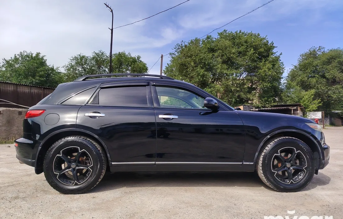Infiniti FX 2005