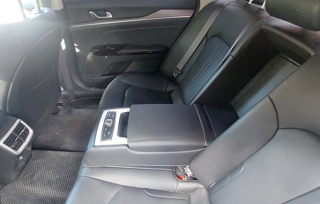 Kia K5 2025