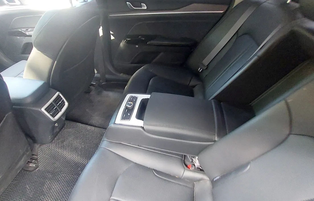Kia K5 2025