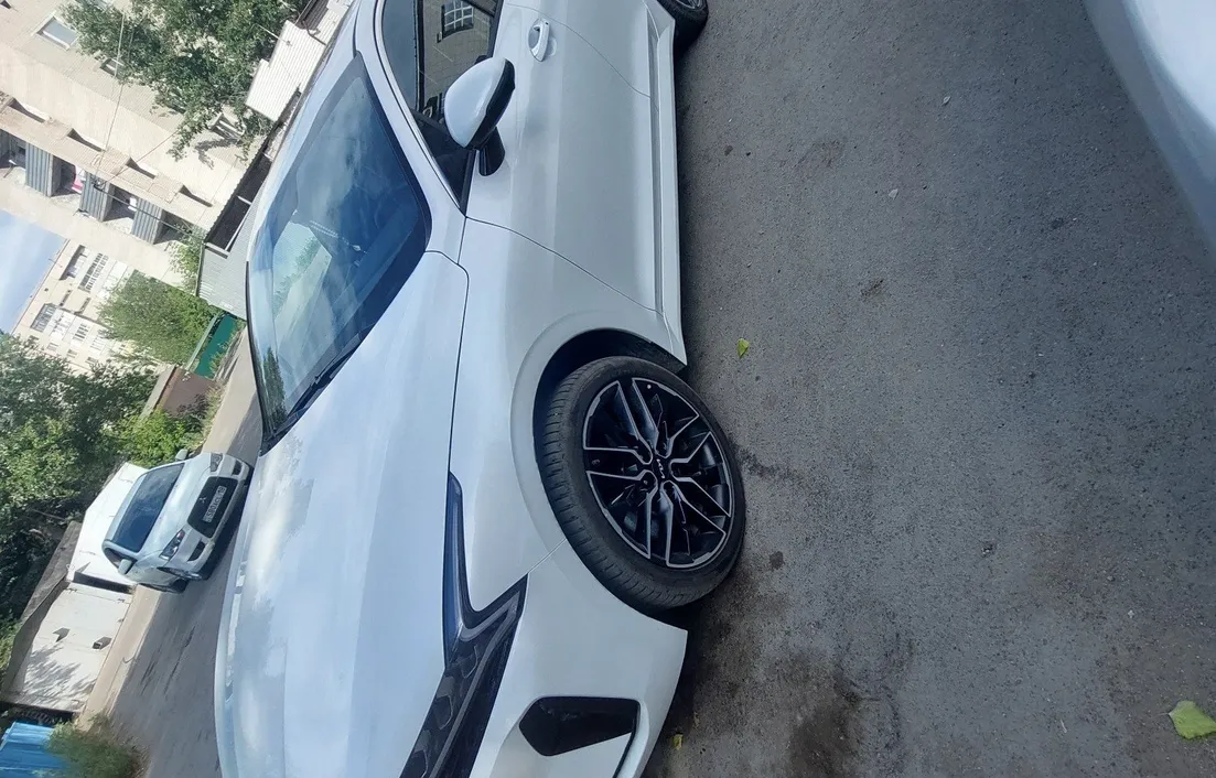 Kia K5 2025