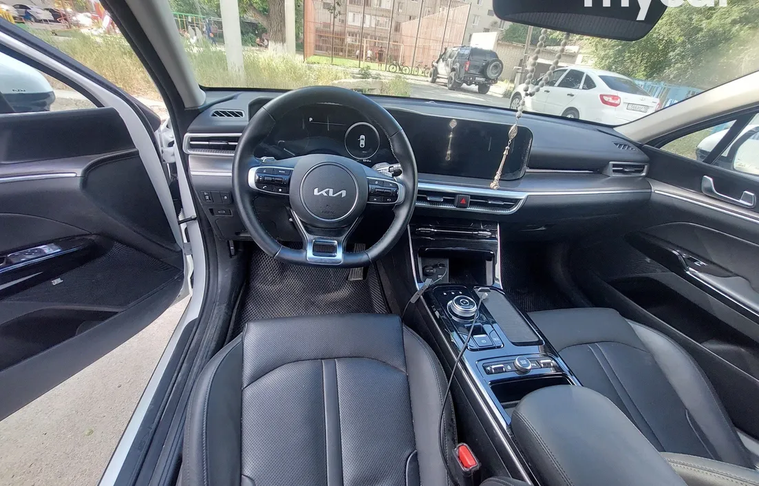 Kia K5 2025