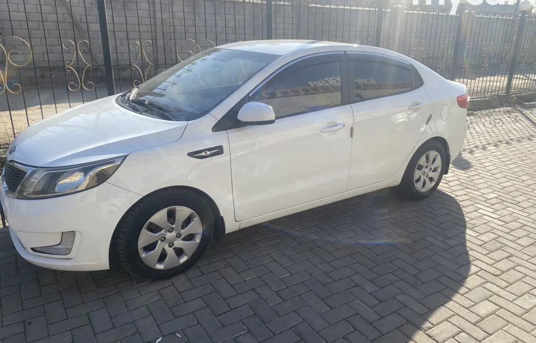 Kia Rio 2015