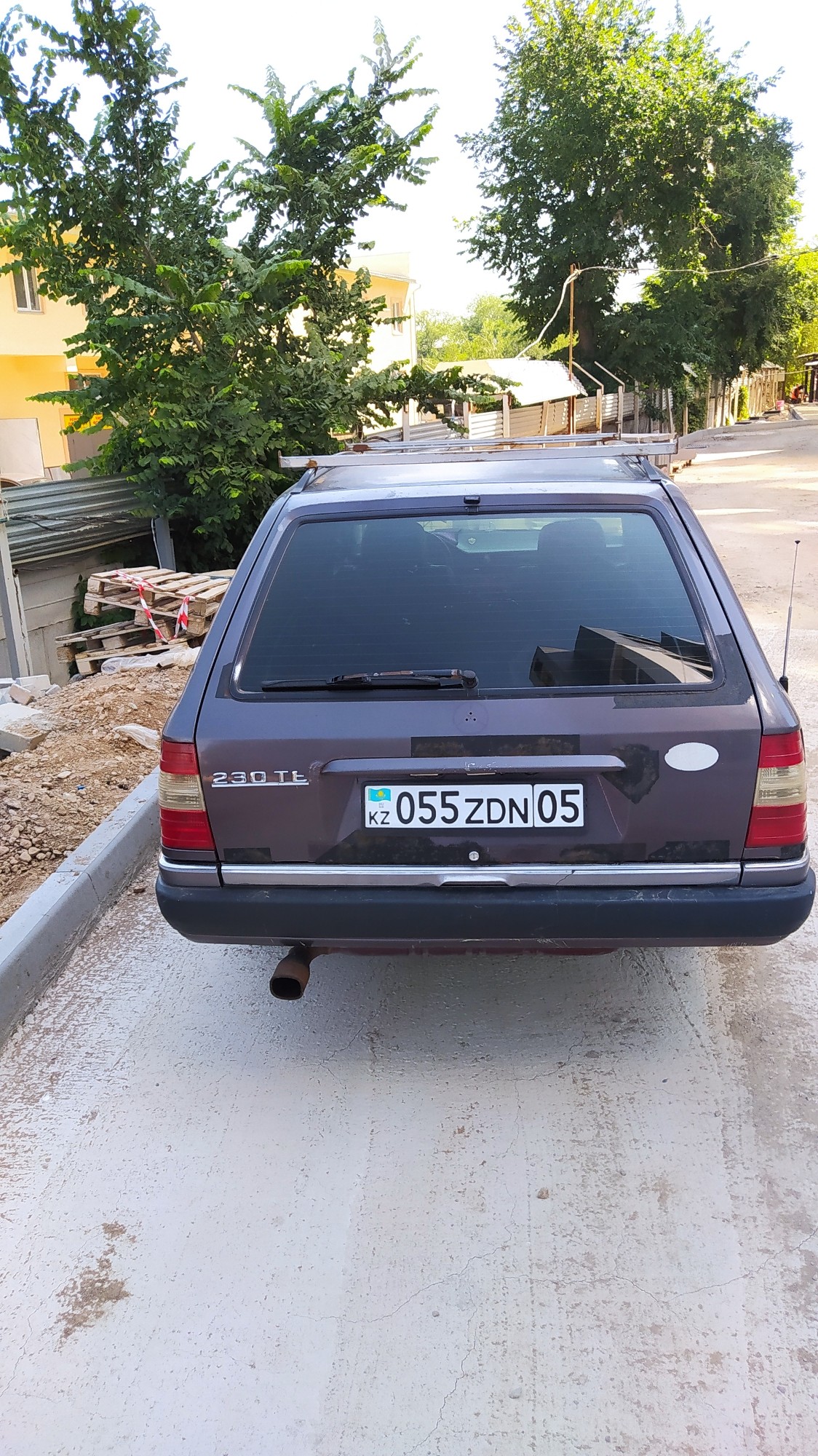 Mercedes-Benz E-Класс 1992
