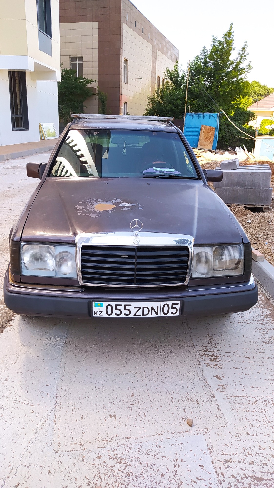 Mercedes-Benz E-Класс 1992