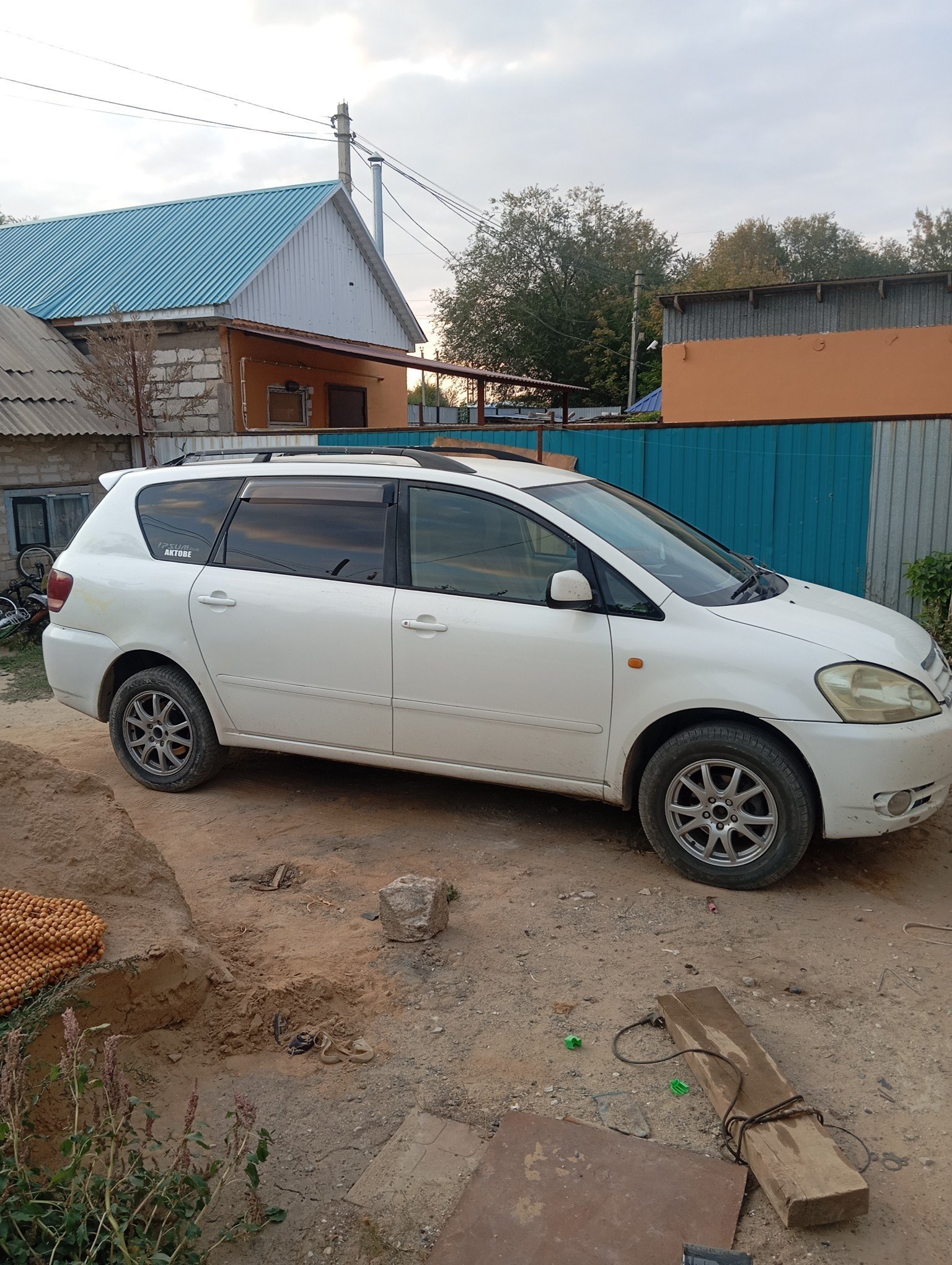 Toyota Ipsum 2001