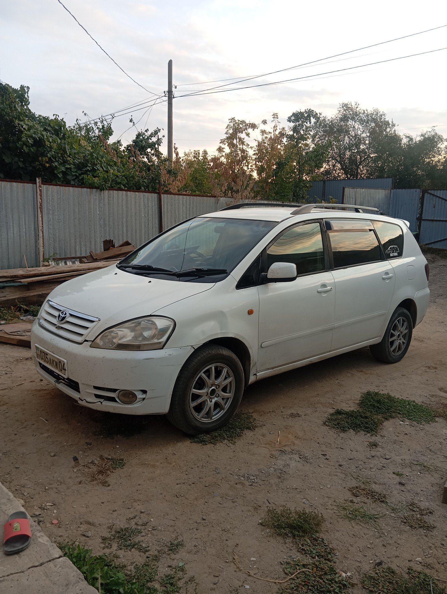Toyota Ipsum 2001