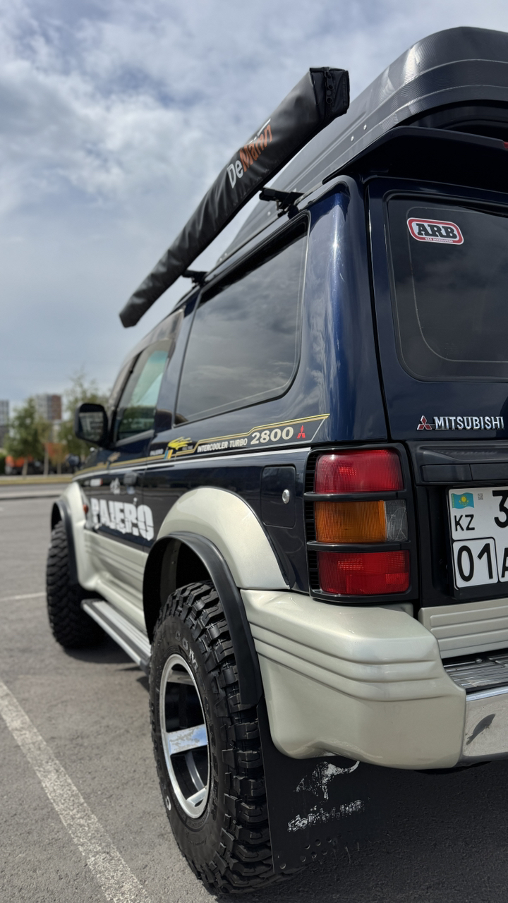 Mitsubishi Pajero 1995