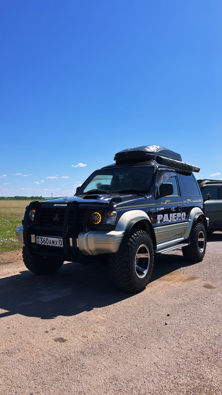Mitsubishi Pajero 1995