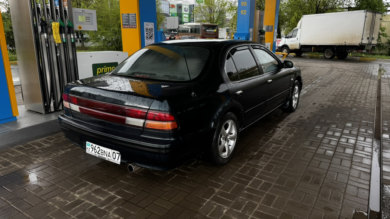 Nissan Maxima 1995