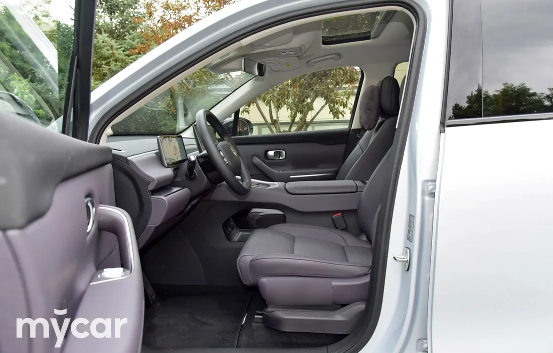 Leapmotor C16 2025