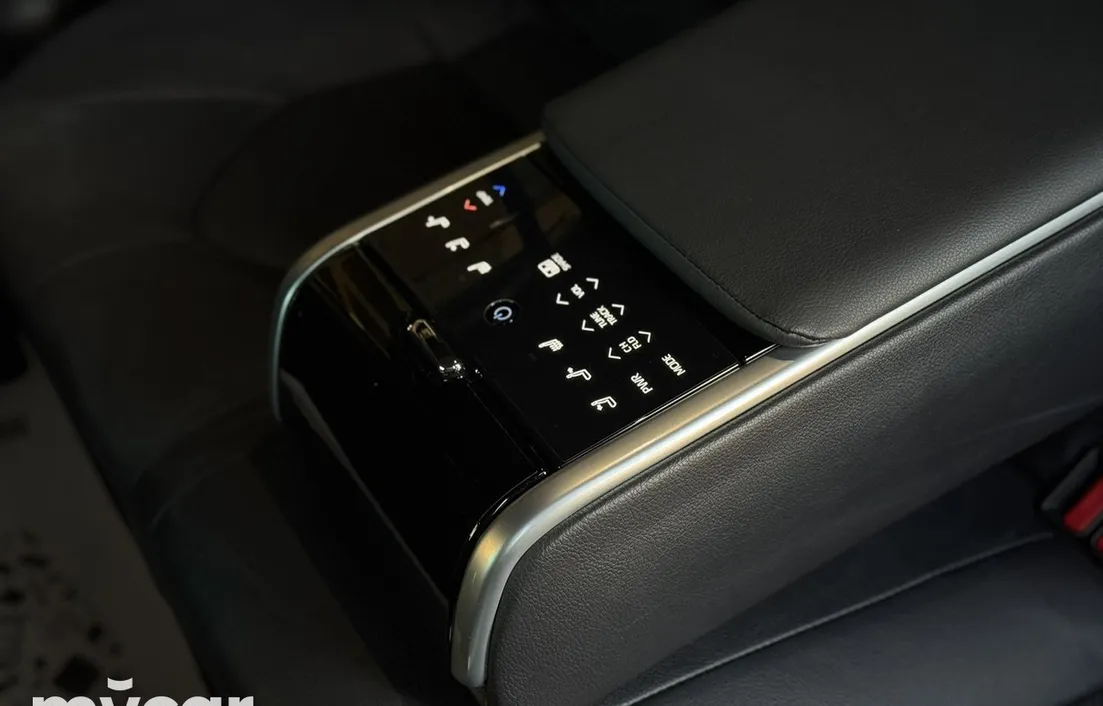 Toyota Camry 2024