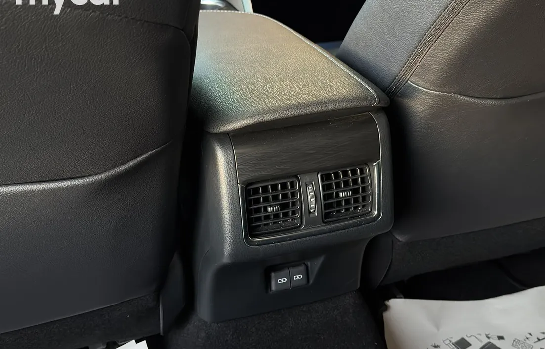 Toyota Camry 2024