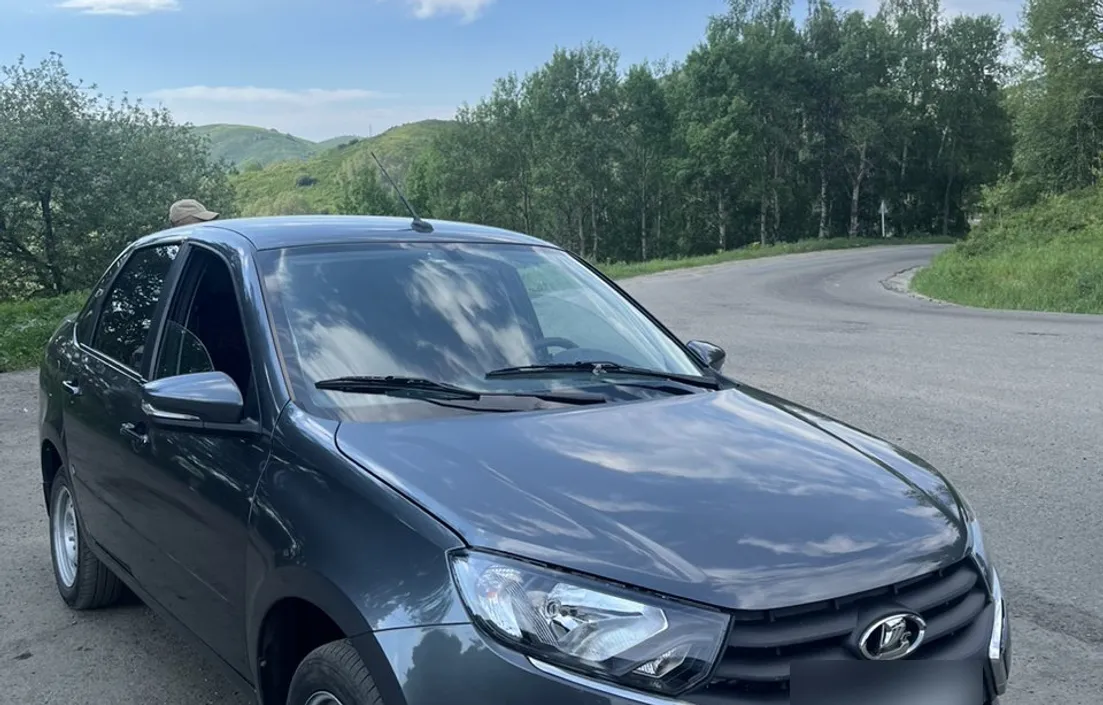 LADA Granta 2025