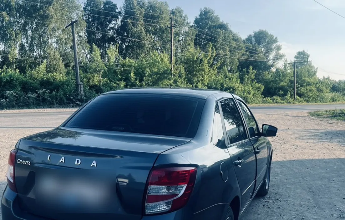 LADA Granta 2025