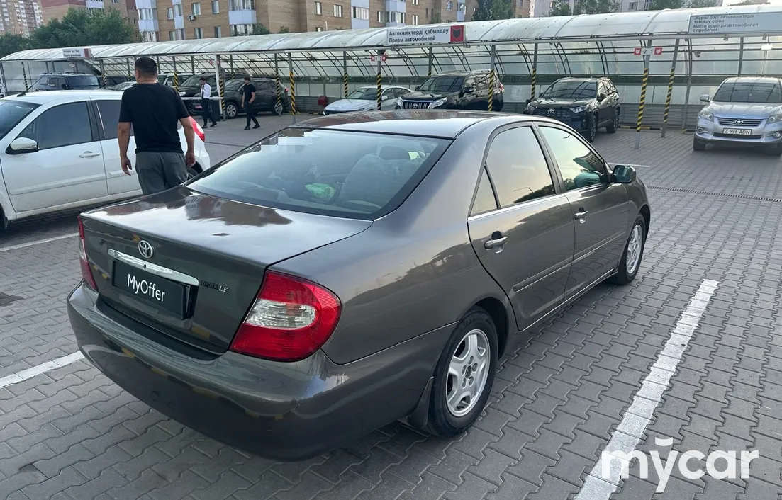 Toyota Camry 2003