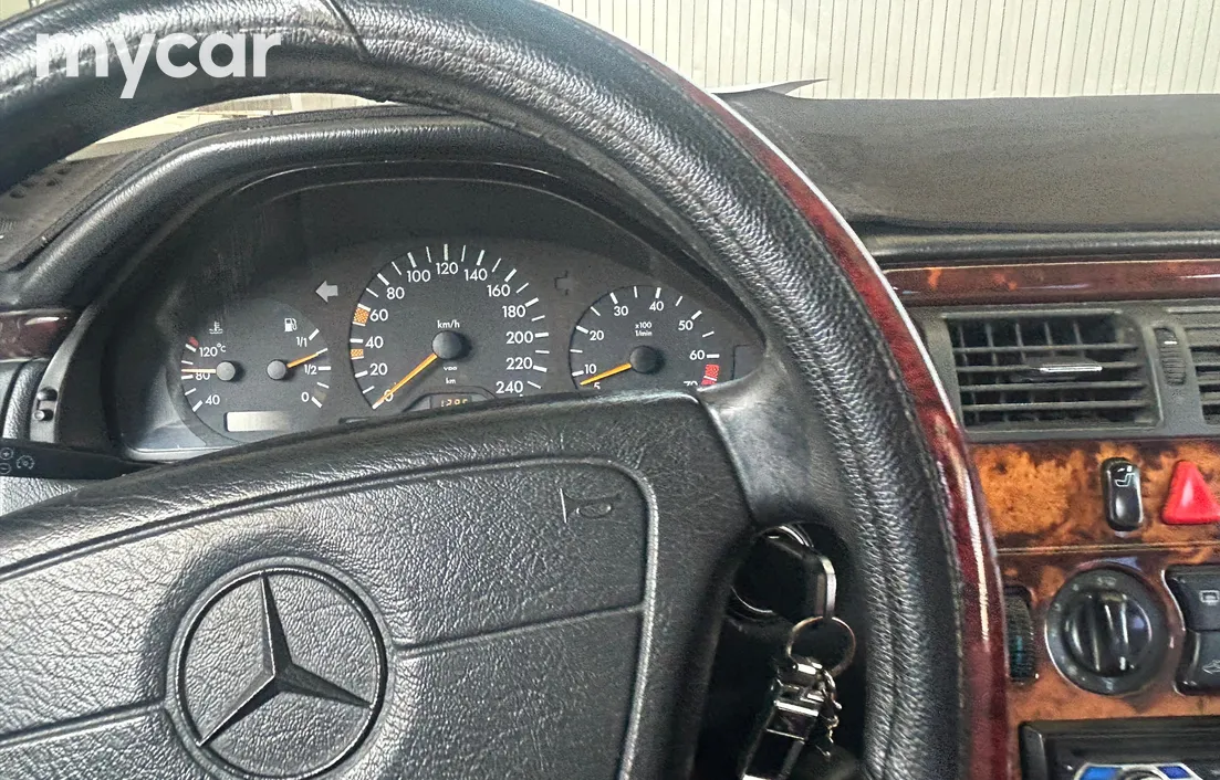 Mercedes-Benz E-Класс 1996