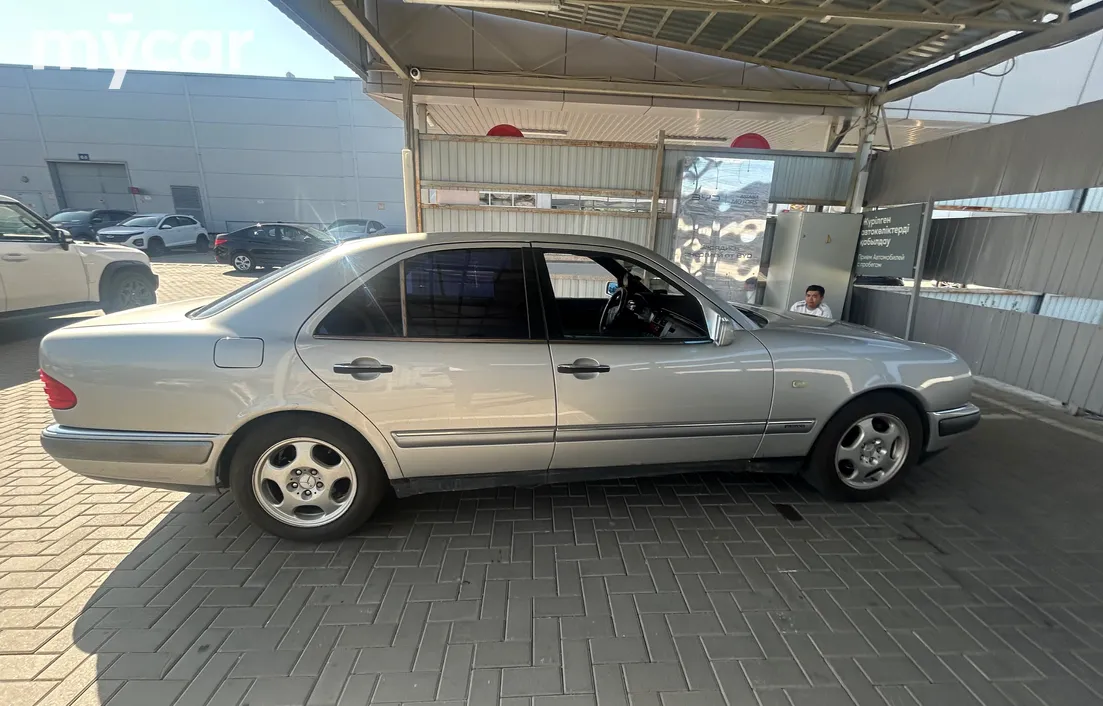 Mercedes-Benz E-Класс 1996