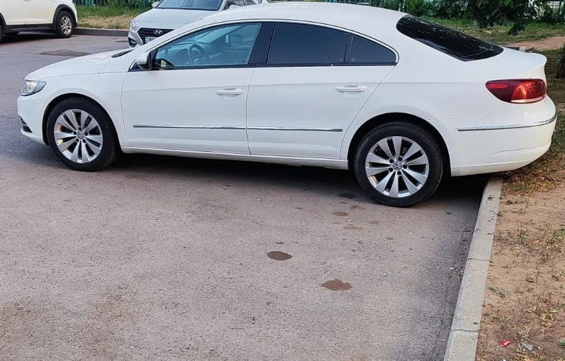 Volkswagen Passat CC 2012