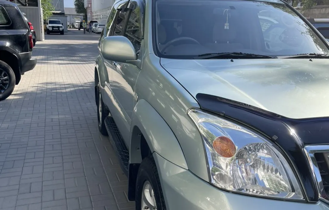 Toyota Land Cruiser Prado 2004