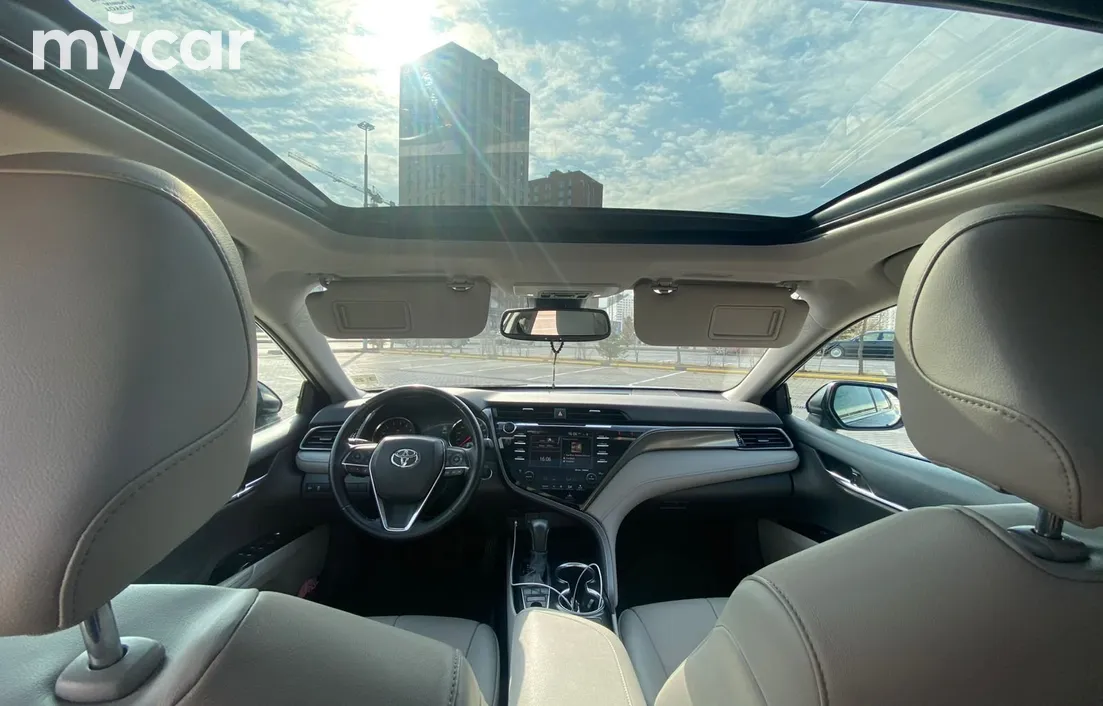 Toyota Camry 2020