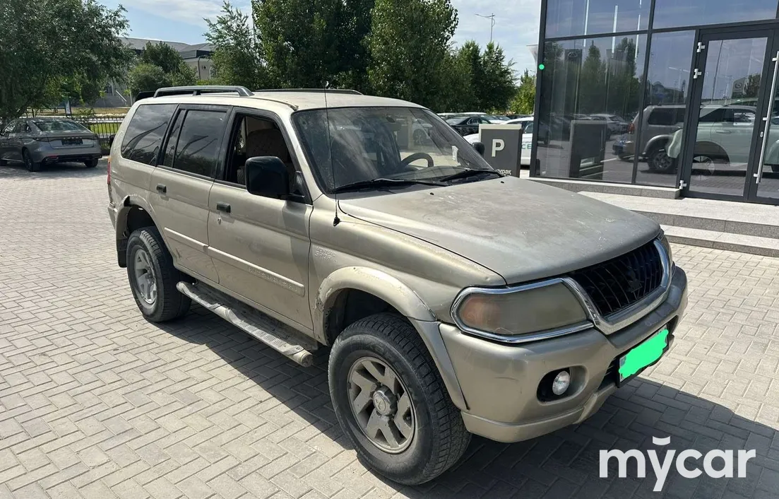Mitsubishi Montero Sport 2002