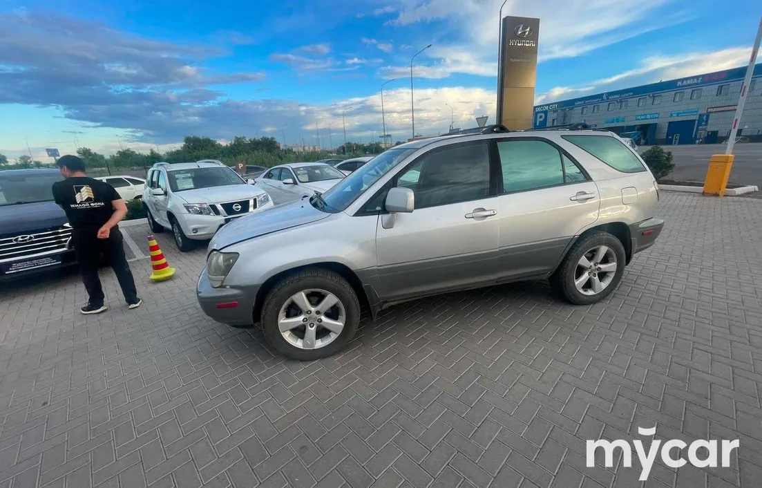 Lexus RX 1999